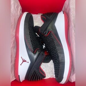 Jordan XXXII Low